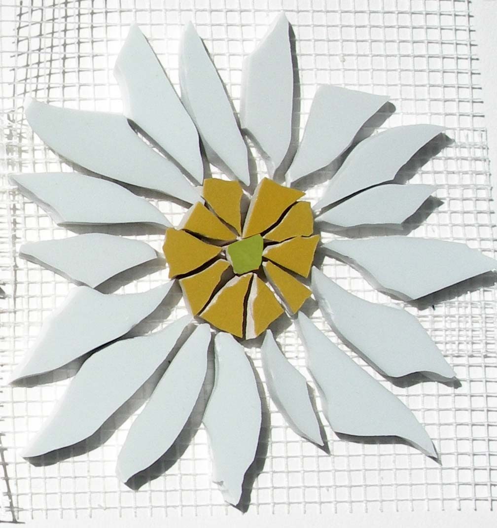 4″ White Daisy Mosaic Tile -Broken Cut China Plate Tiles