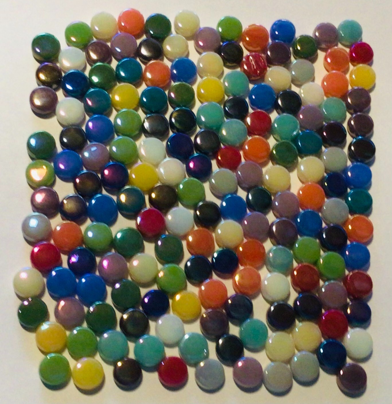 8 mm Round Pearlescent Finish Glass Mixed Colors Mosaic Tiles – 100 Tiles