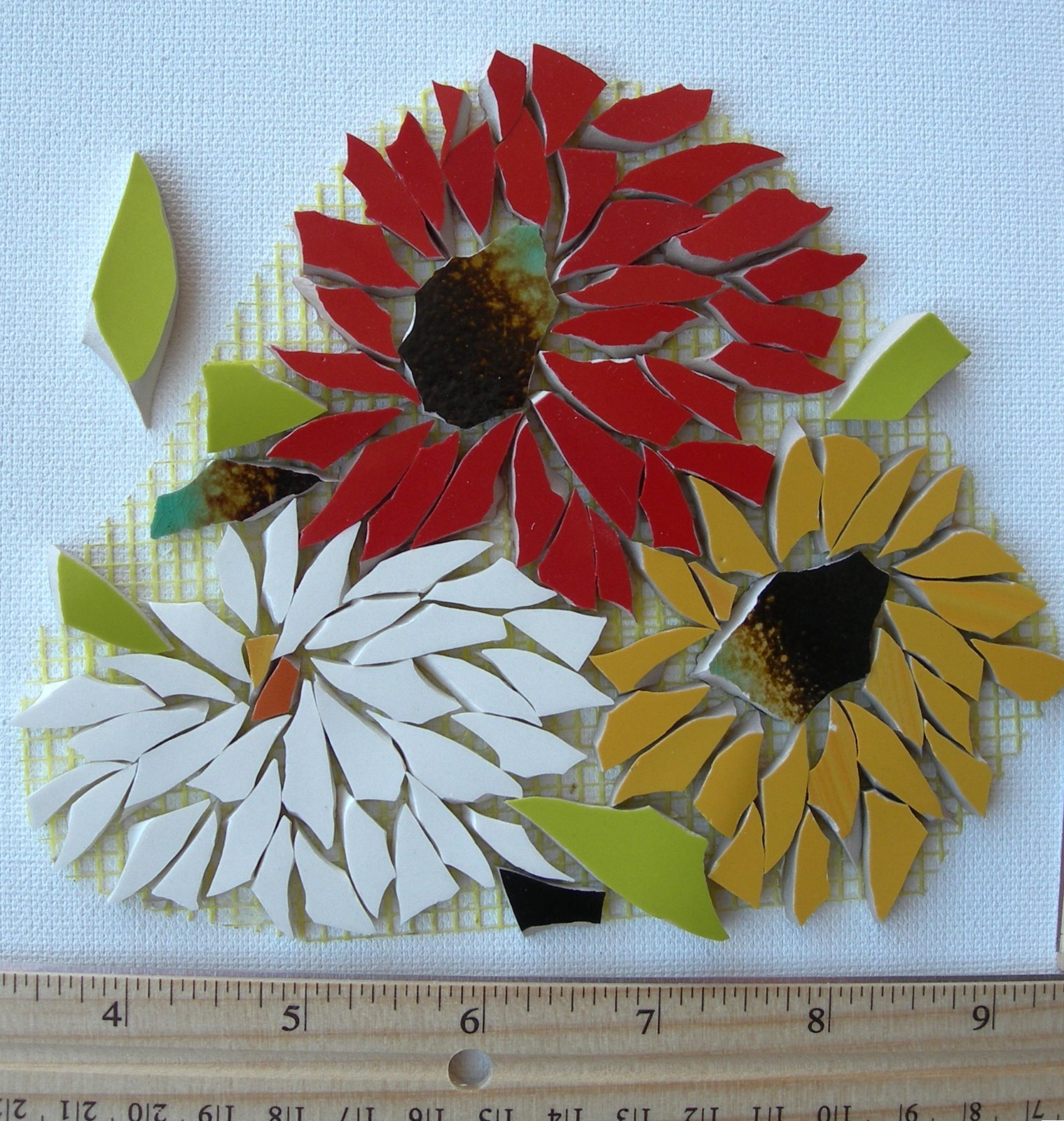 4″ Yellow, Red & White Daisy Tiles For Table Top Mosaic Craft