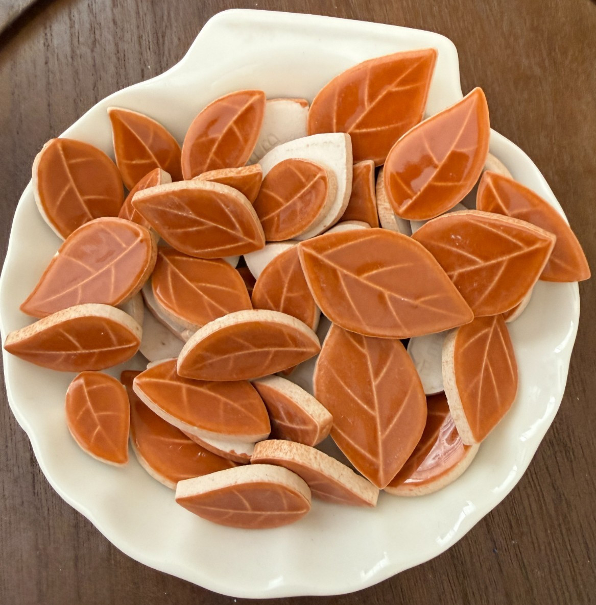 Camel Ceramic Leaves – Ficus – Ceramic Mosaic Tile Pieces – 7oz