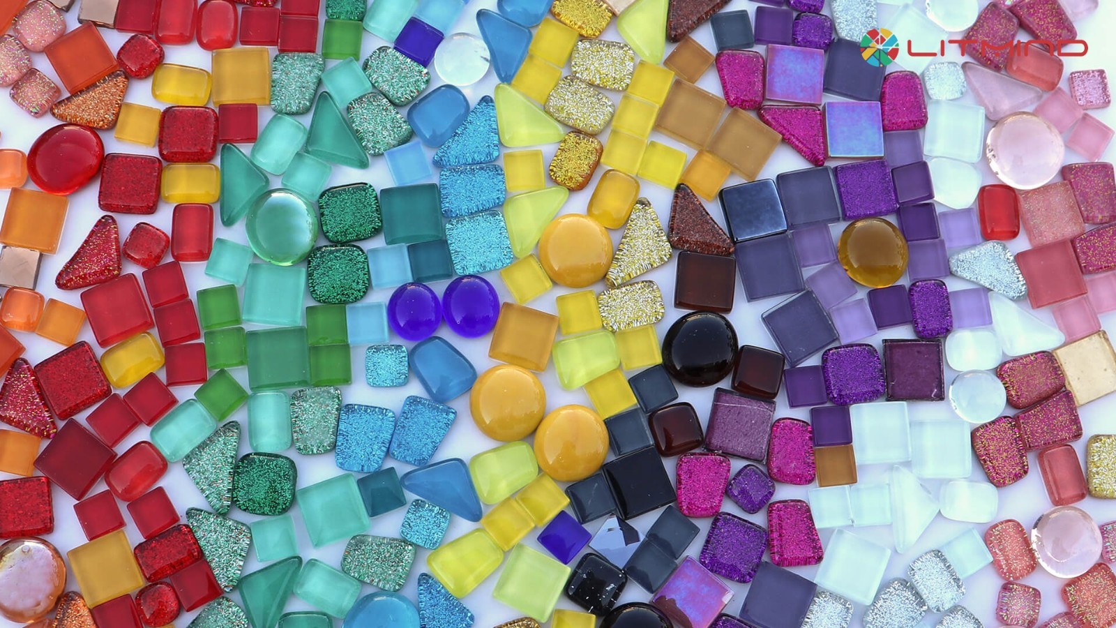 1.1LB Blue Mixed Irregular Crystal Glass Mosaic Tiles for Crafts & Home Décor –