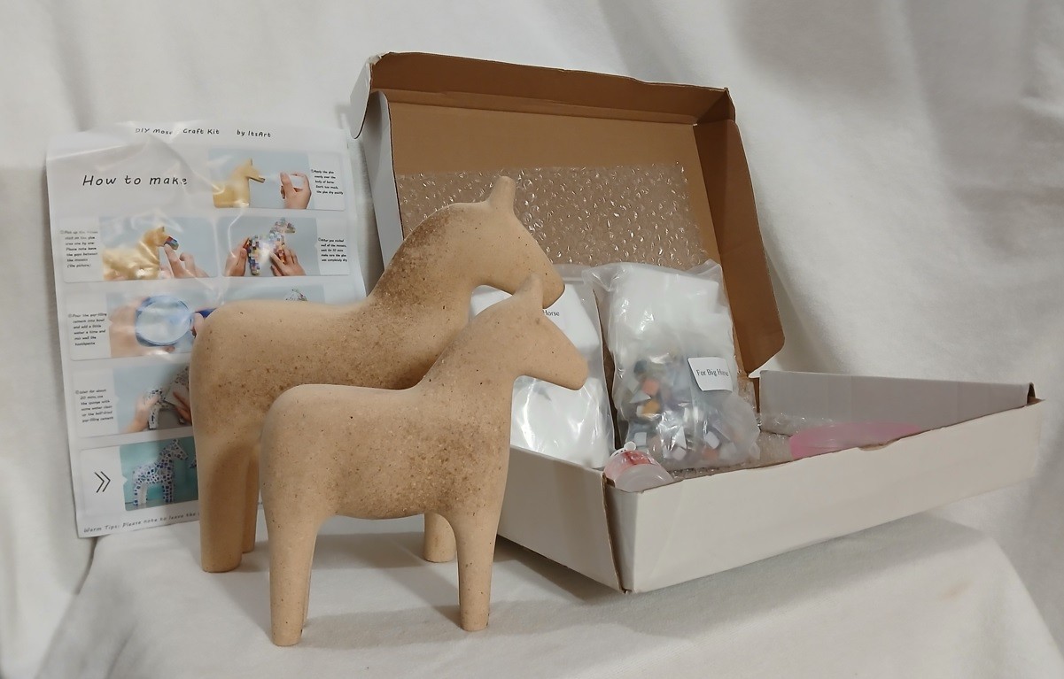 Composite Sculpture Lg & Sm Horse Figures Mosaic Craft Kit DIY Art Decor NEW