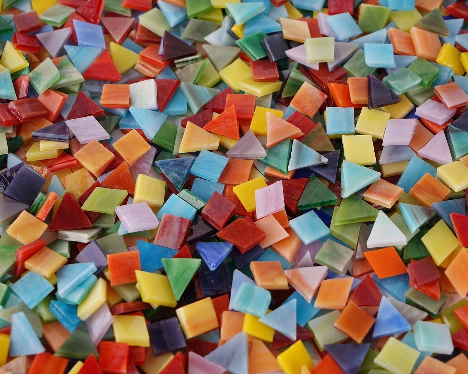 1600 Vibrant Glass Mosaic Tiles – Assorted Colors & Shapes for Creative Crafts