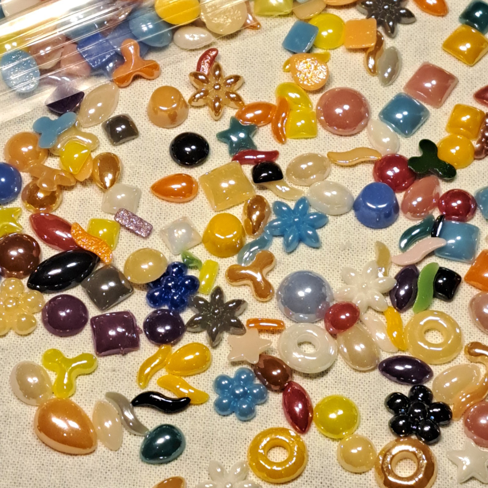 Mixed Lot Opaque Glass Flatback Cabochon Confetti 2 – 12 mm, Flower, Dots, Stars