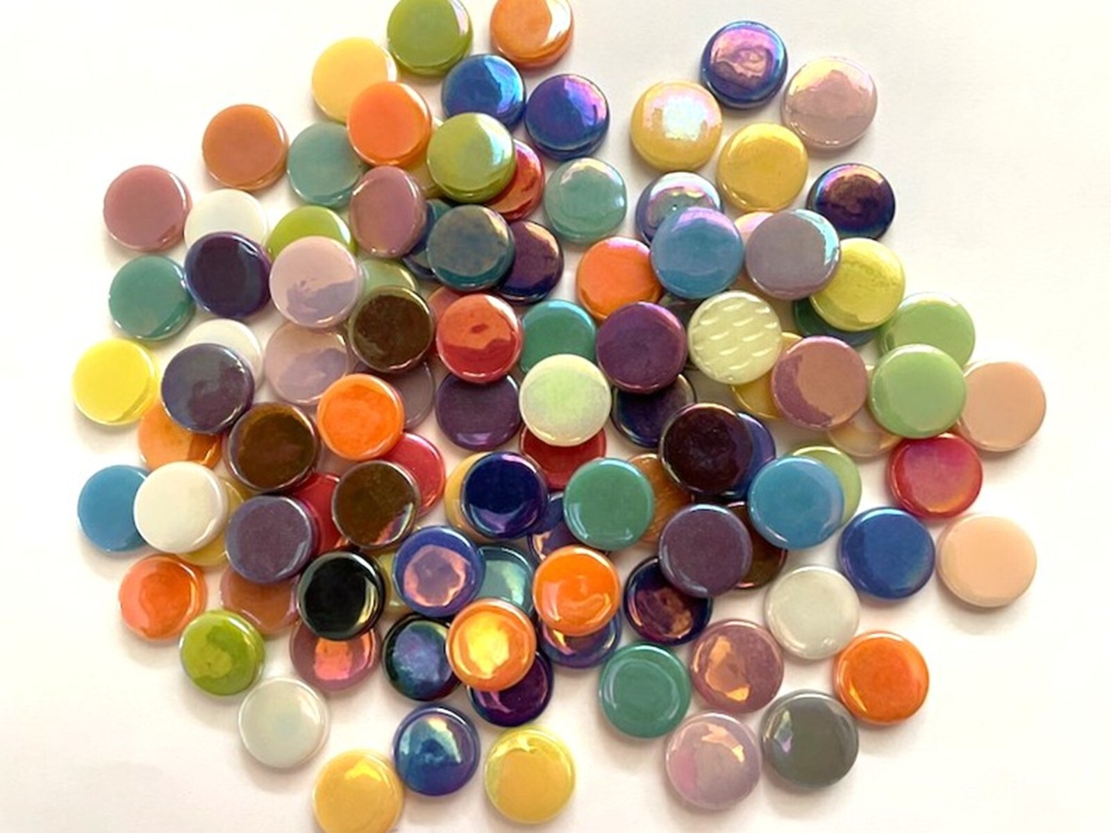 50 tiles 18 mm Pearlized Recycled Round Glass Mosaic Tile Pieces – Mixed Colors