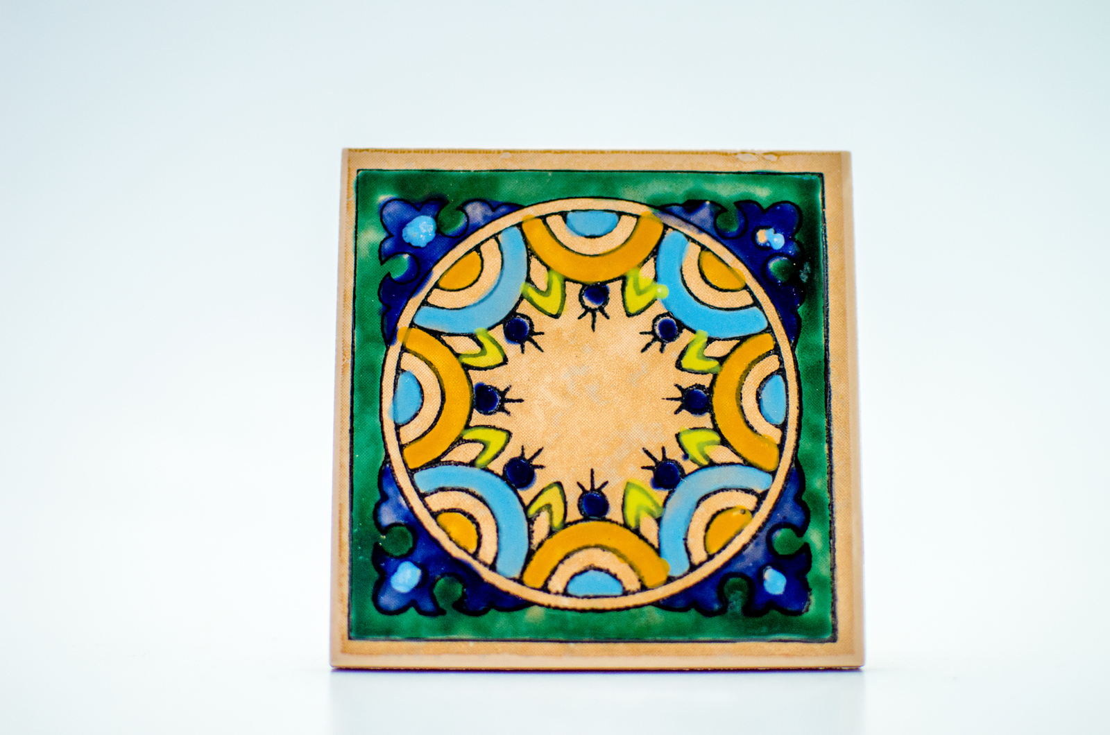 HAND MADE SQUARE CERAMIC TILE