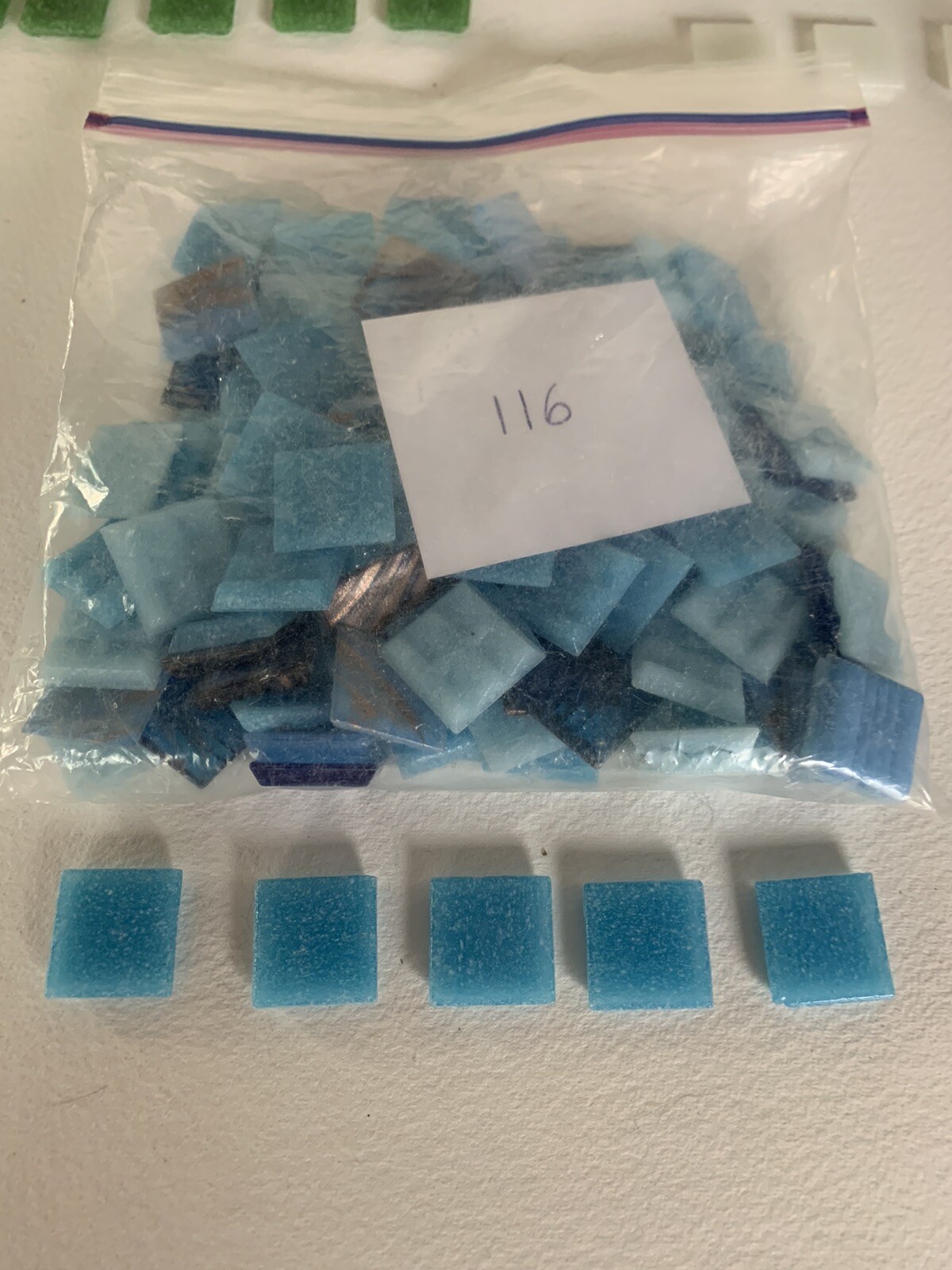 4 LBS. Mosaic Tile Squares (640 Tiles) All 3/4” x 3/4” & 1/8” Thickness 5 Colors