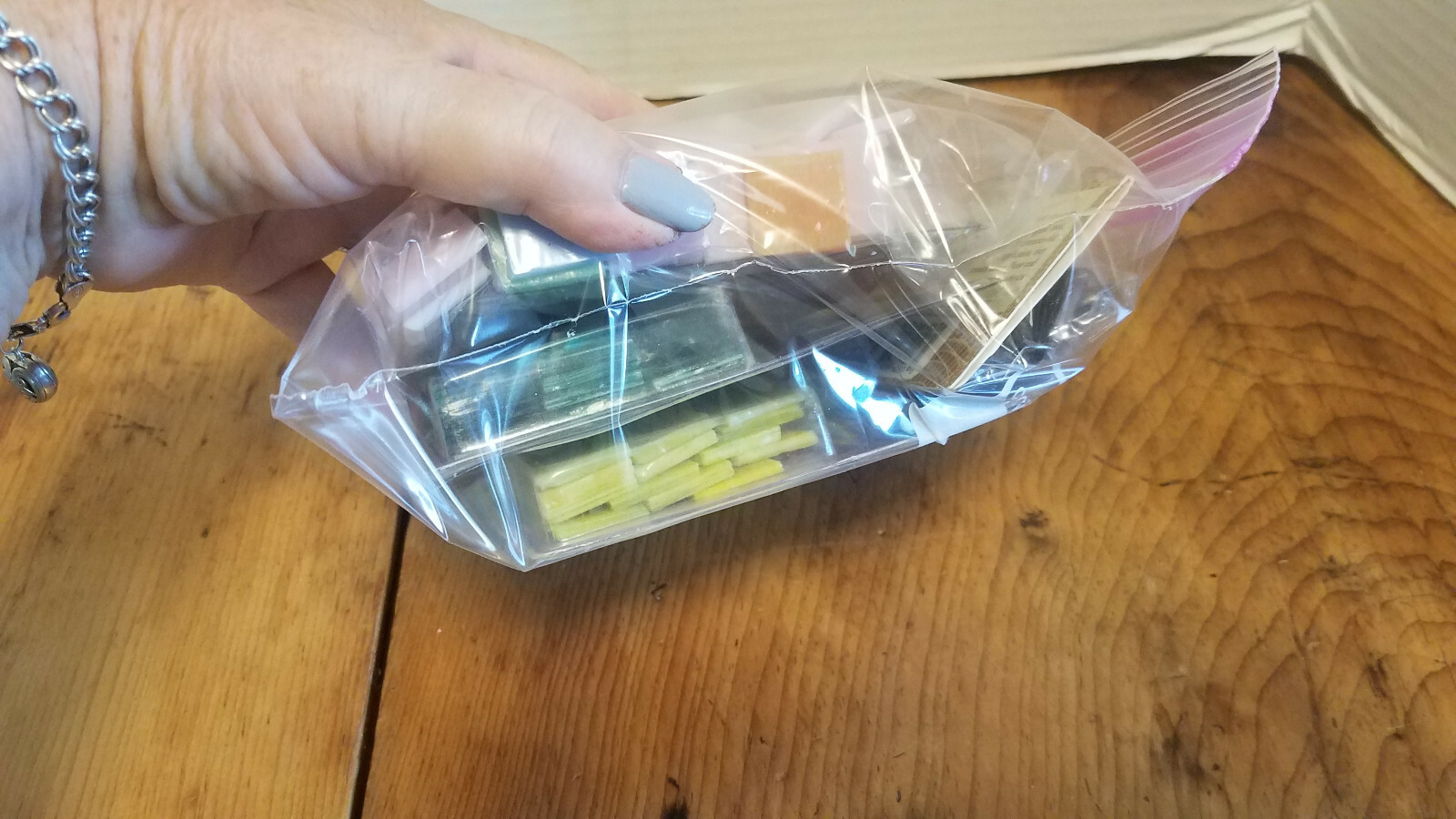 Lot of 1.5 pounds Jennifer’s Mosaic Stained Glass Chips Tile 3/4″ squares