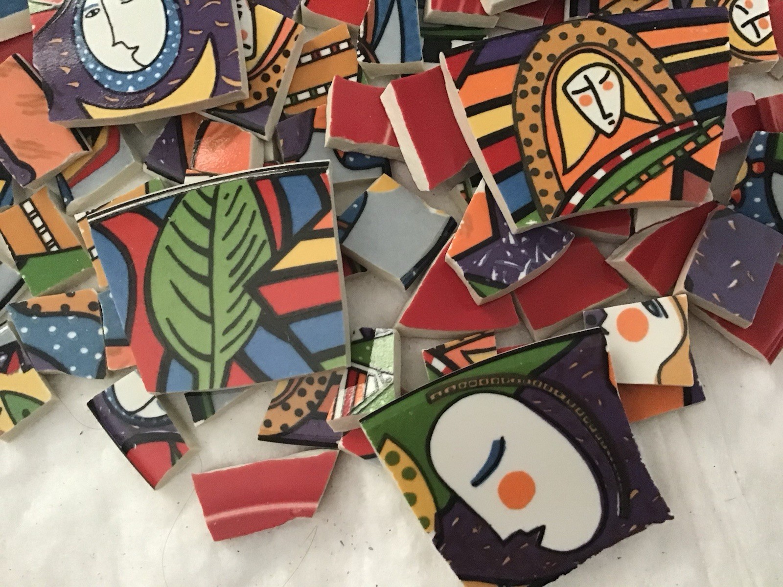 Large PicaSso – VitroMaster Metropolitan cut tiles 9 lg images & 120+ sm tiles
