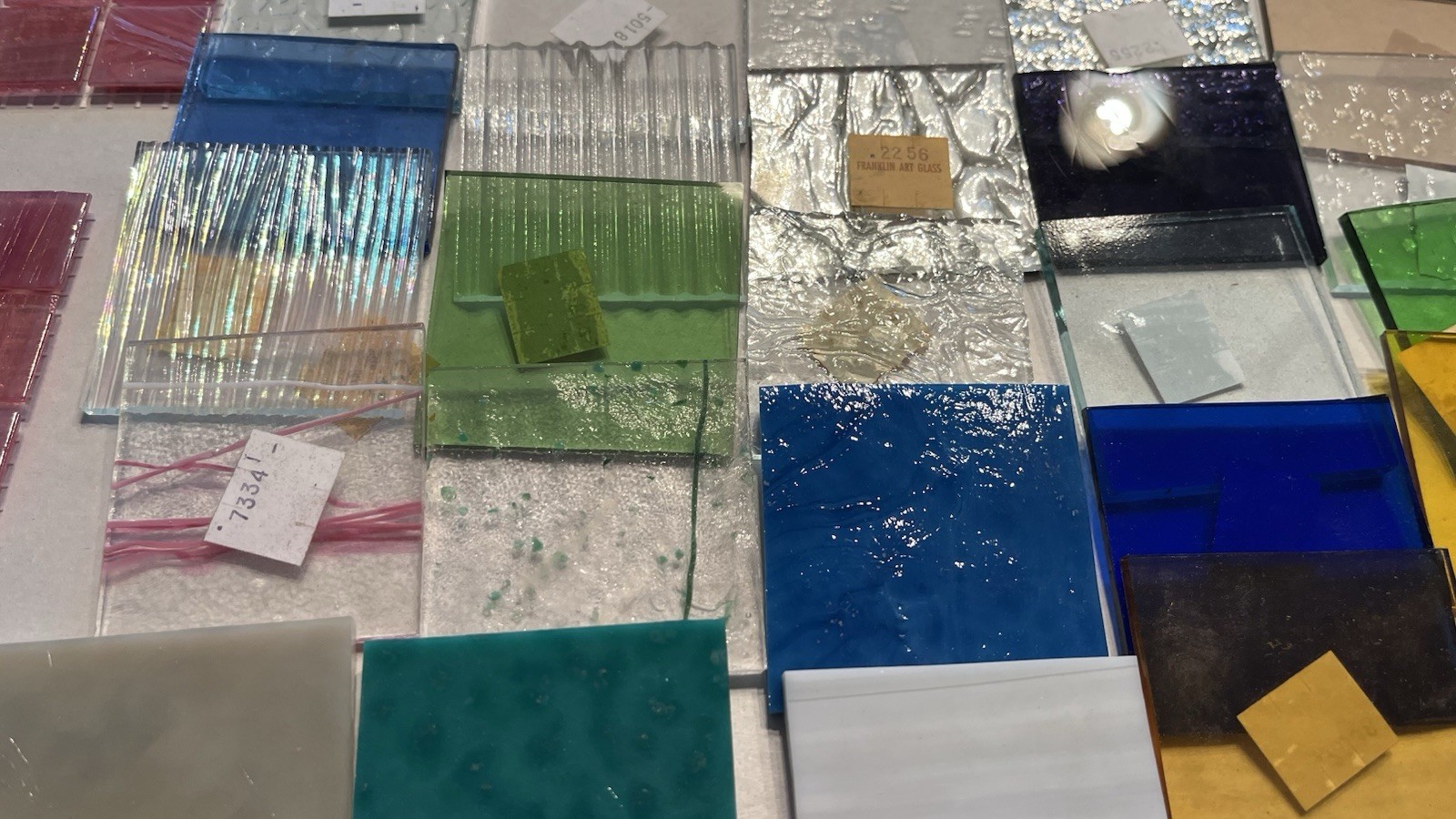 Vtg Stained Glass Lot of 156 Spectrum Sample Mosaic Franklin Art 2” Pieces 5+lbs