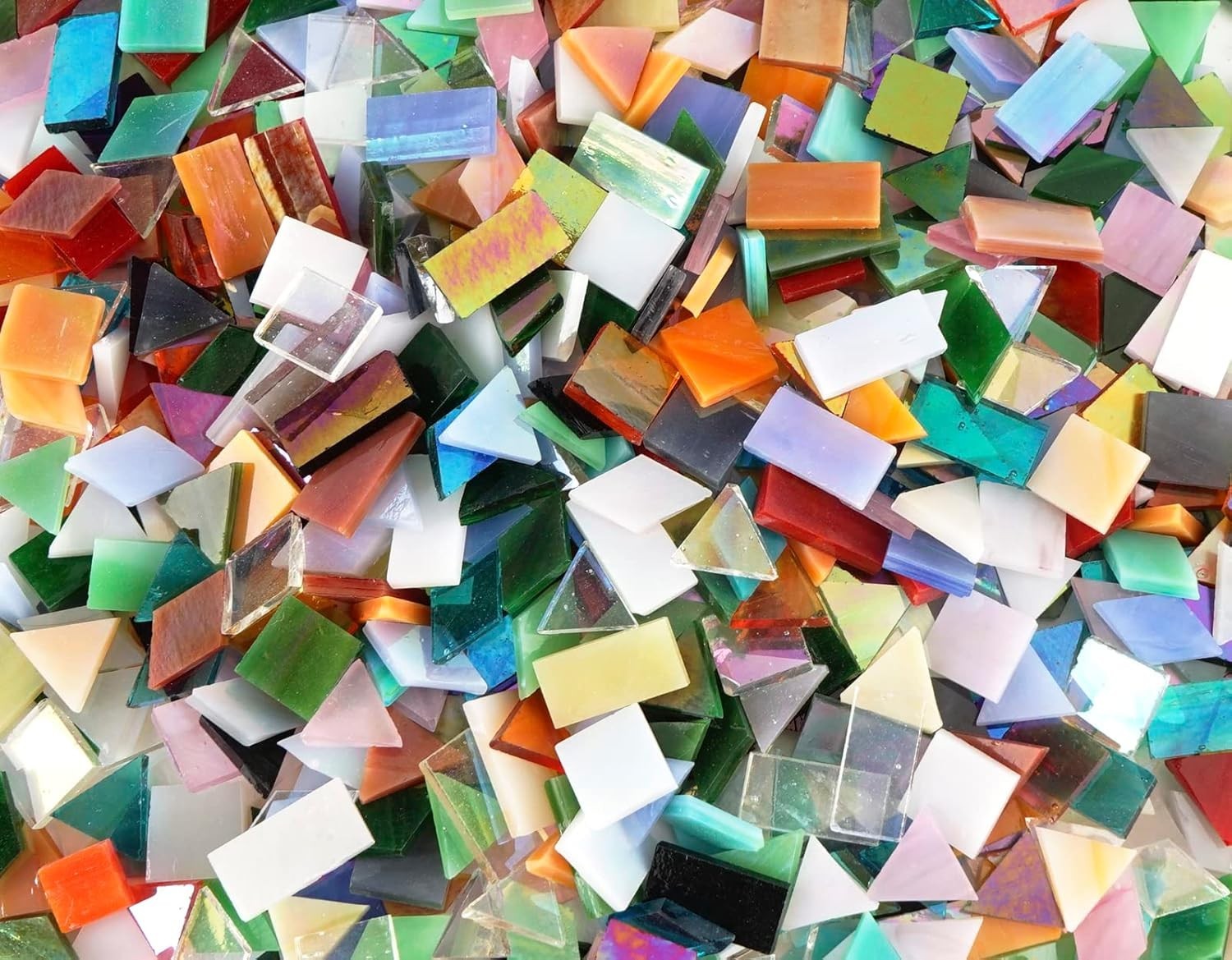 Modern Iridescent Glass Mosaic Tile Bulk – 700 Pieces for Creative Home Décor