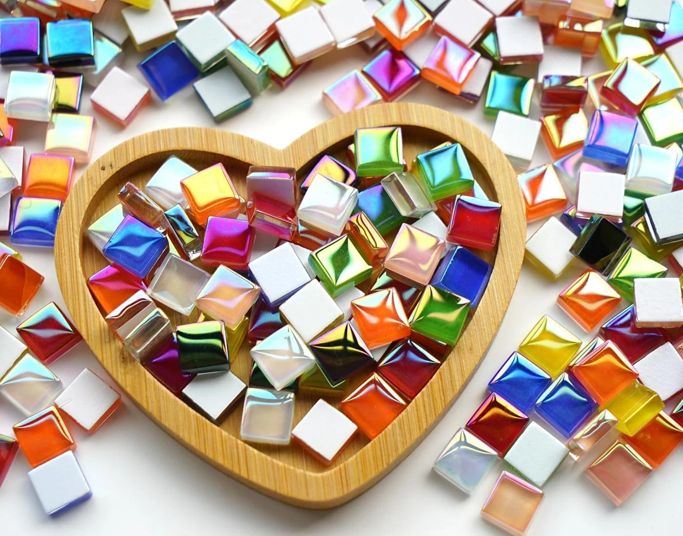 1100Pcs Mixed Colors Iridescent Mosaic Tiles, 2.2Lbs Crystal Glass Tiles, 3/8″ S