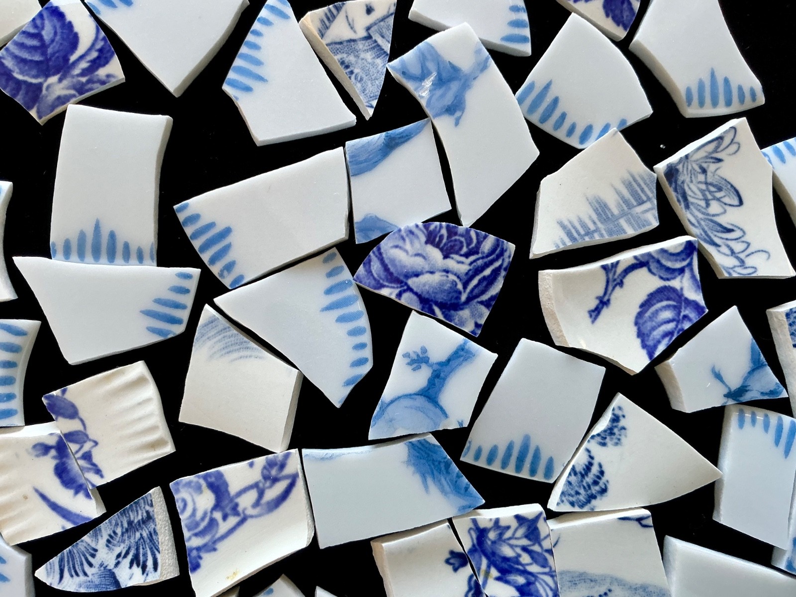 Broken China Mosaic Tiles Blue & White Mix 85+ Pieces Set Q