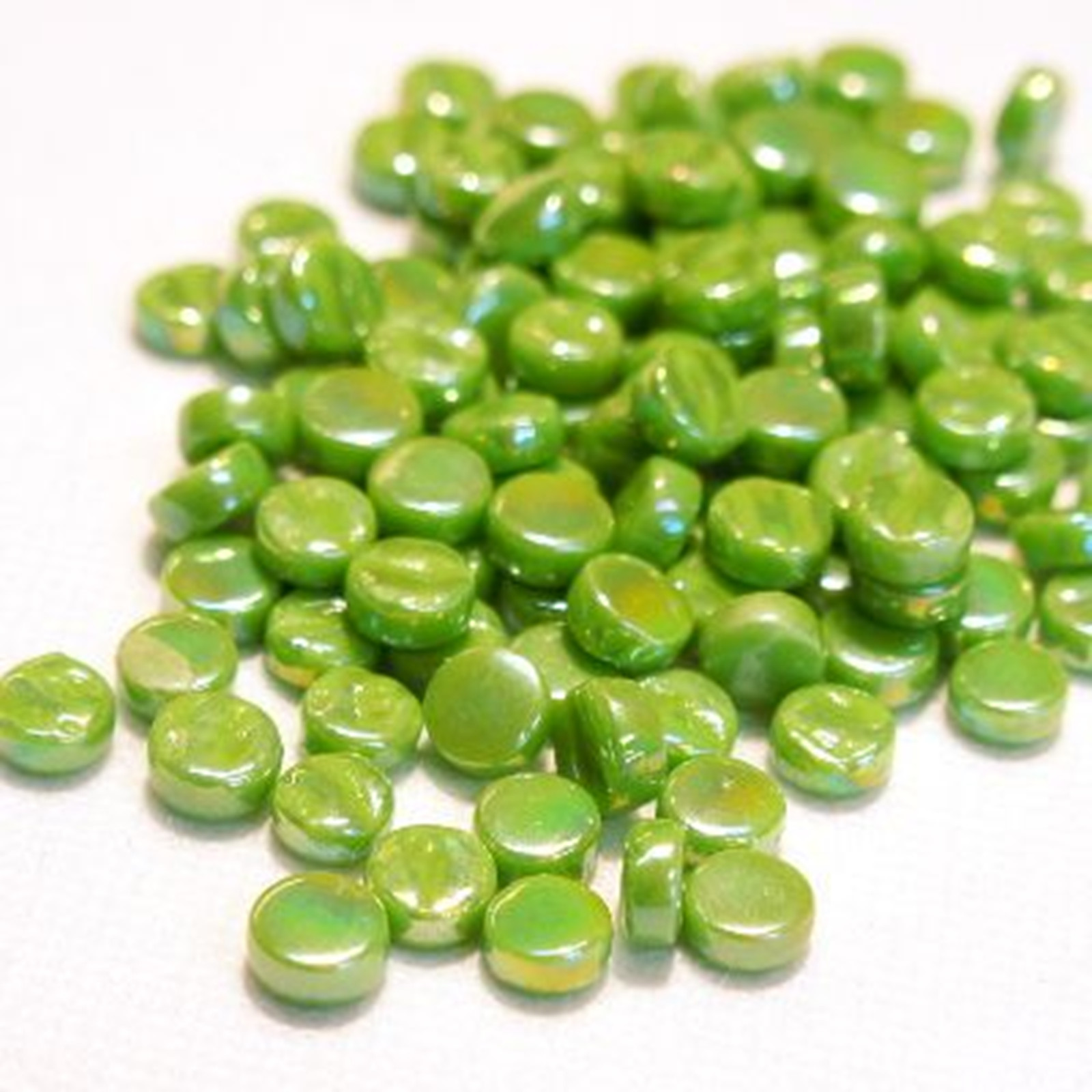 50 Tiles of Pearlized Green 8 mm Round Recycled Glass Mosaic Tiles – 4 mm thick