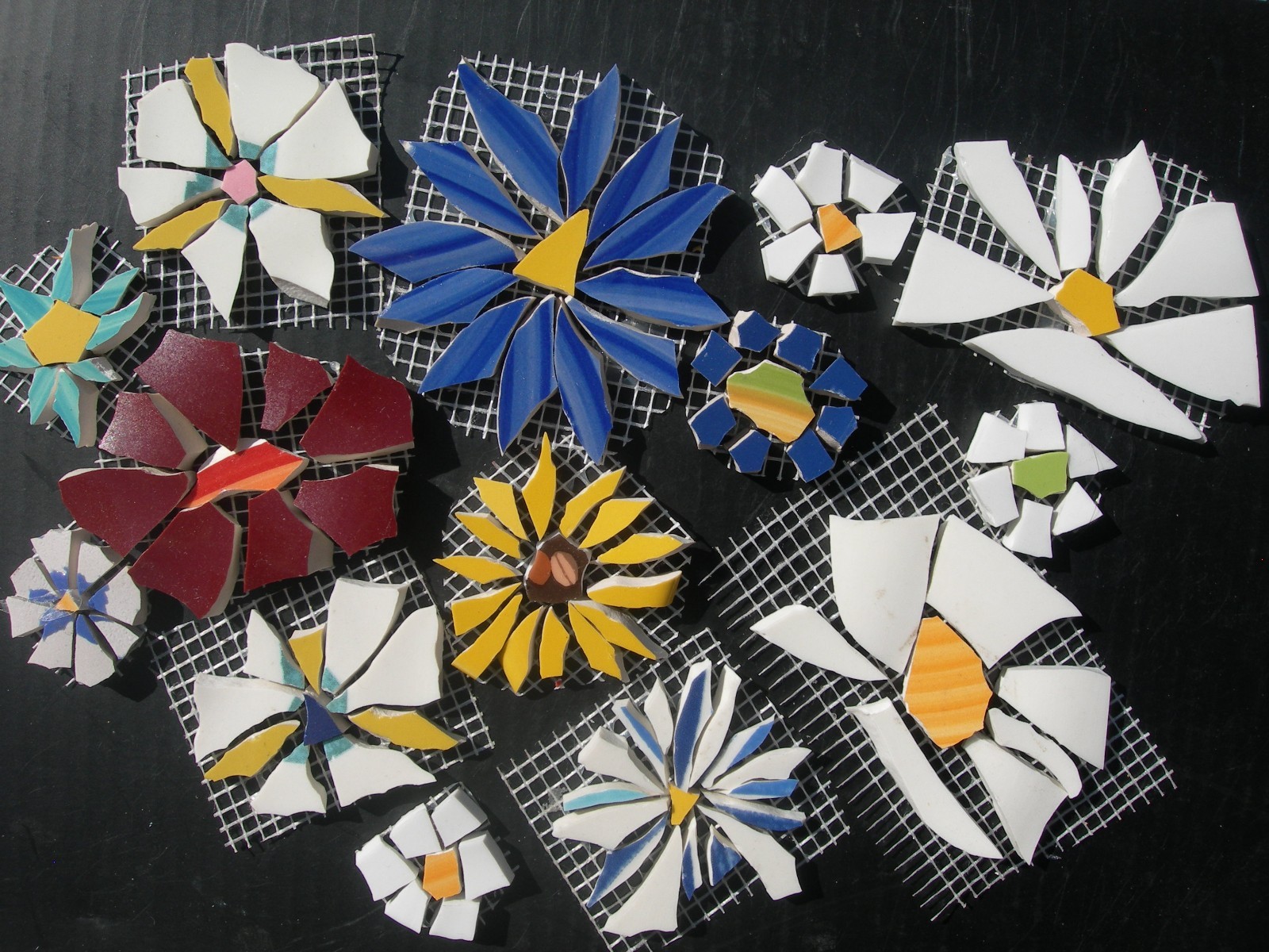 14 Daisy Mosaic Tile Set Mix Size, Shape & Color Broken China Plate Tiles