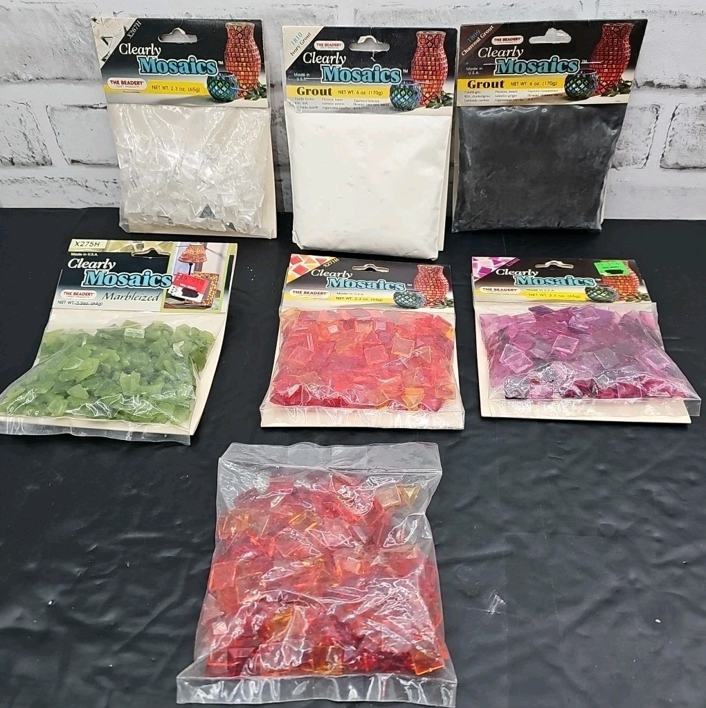 New Lot Of 8 The Beadery Clearly Mosaics Grout And Mosaic Tiles Craft Set