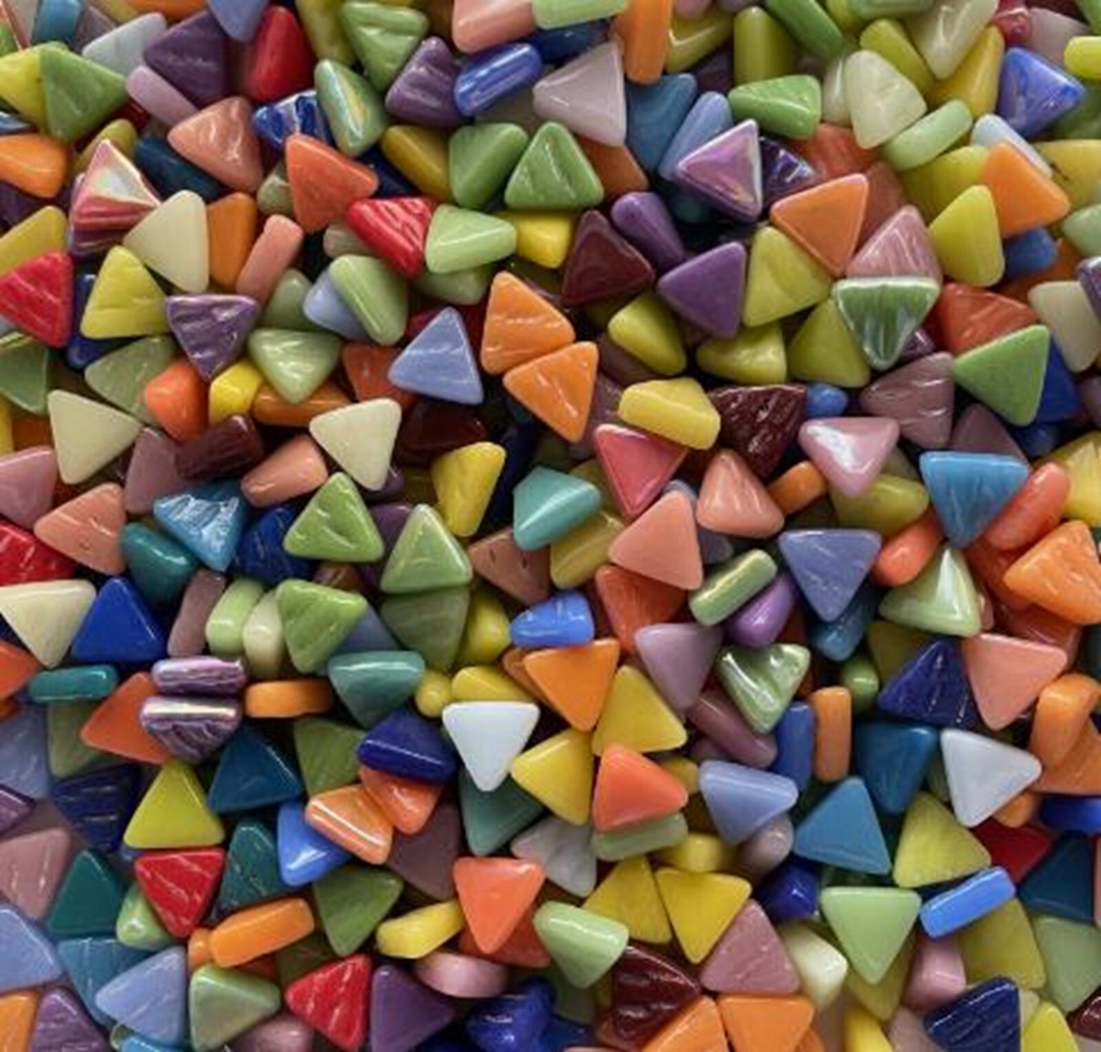 100 tiles 10 mm Triangle Glass Mosaic Tiles – Mixed Glossy and Iridized Colors