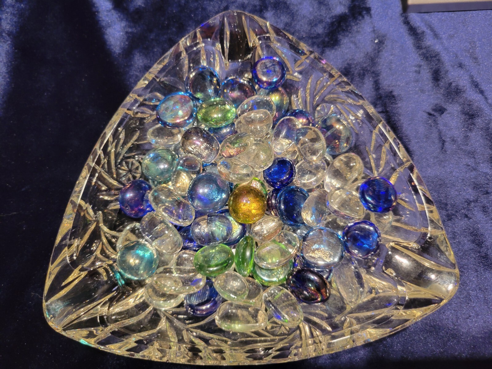 Mosaic Round, Flat Iridescent Accent Glass Tiles. Mixed Colors. 11 ozs.