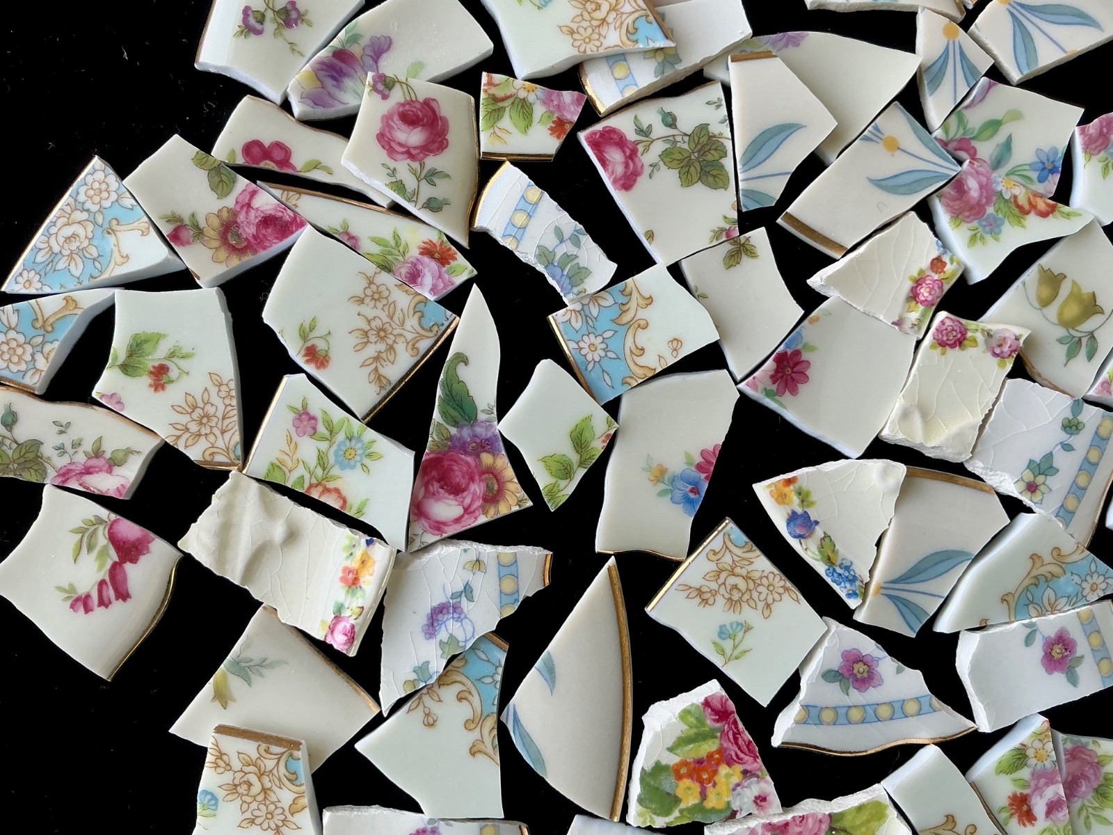 Broken China Mosaic Tiles ~ ShABby CHIc ~ Multi Florals Blue Trim ~80+ Pcs SetB