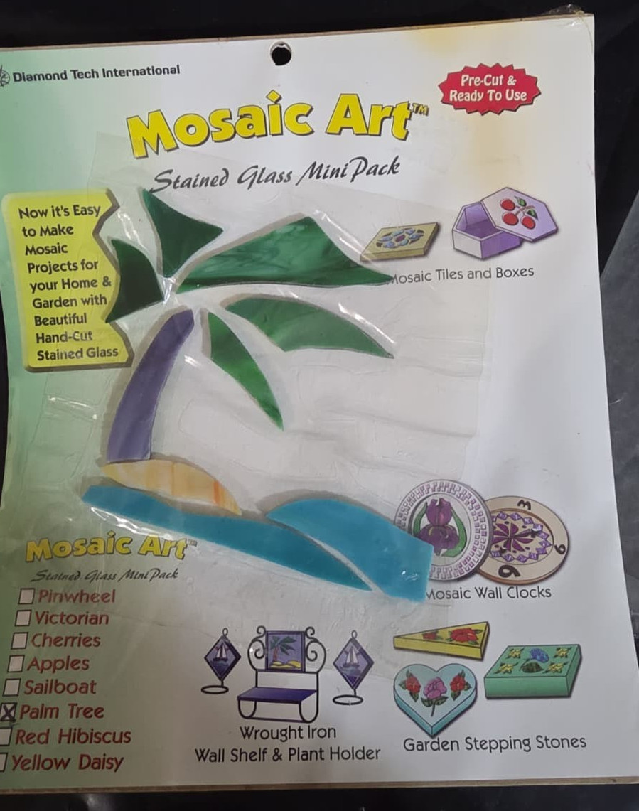 MOSAIC ART STAINED GLASS MIXED PIECES
