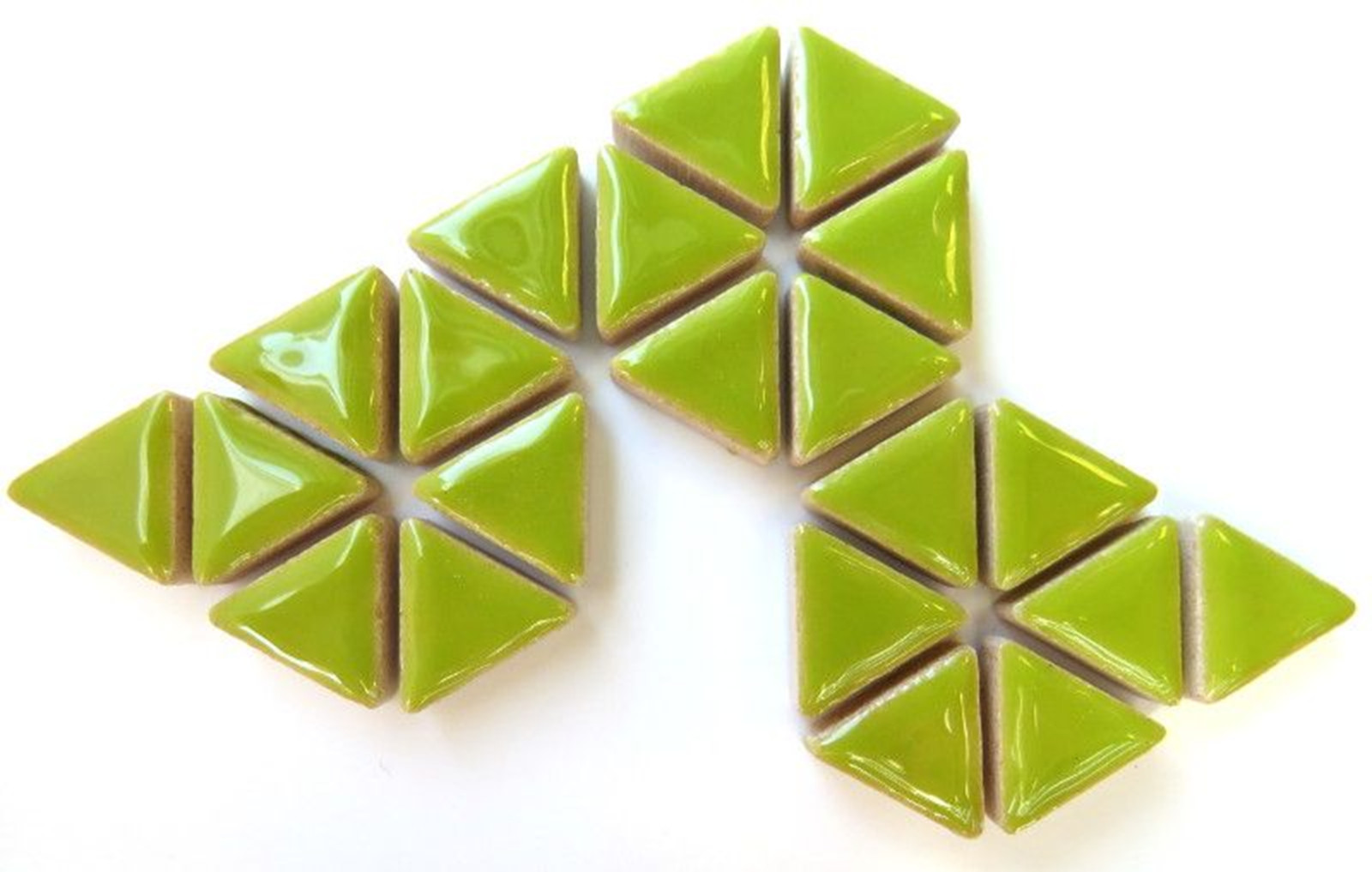 50 tiles – Kiwi Green – 15 mm Triangles Ceramic Mosaic Tile Pieces – Glossy