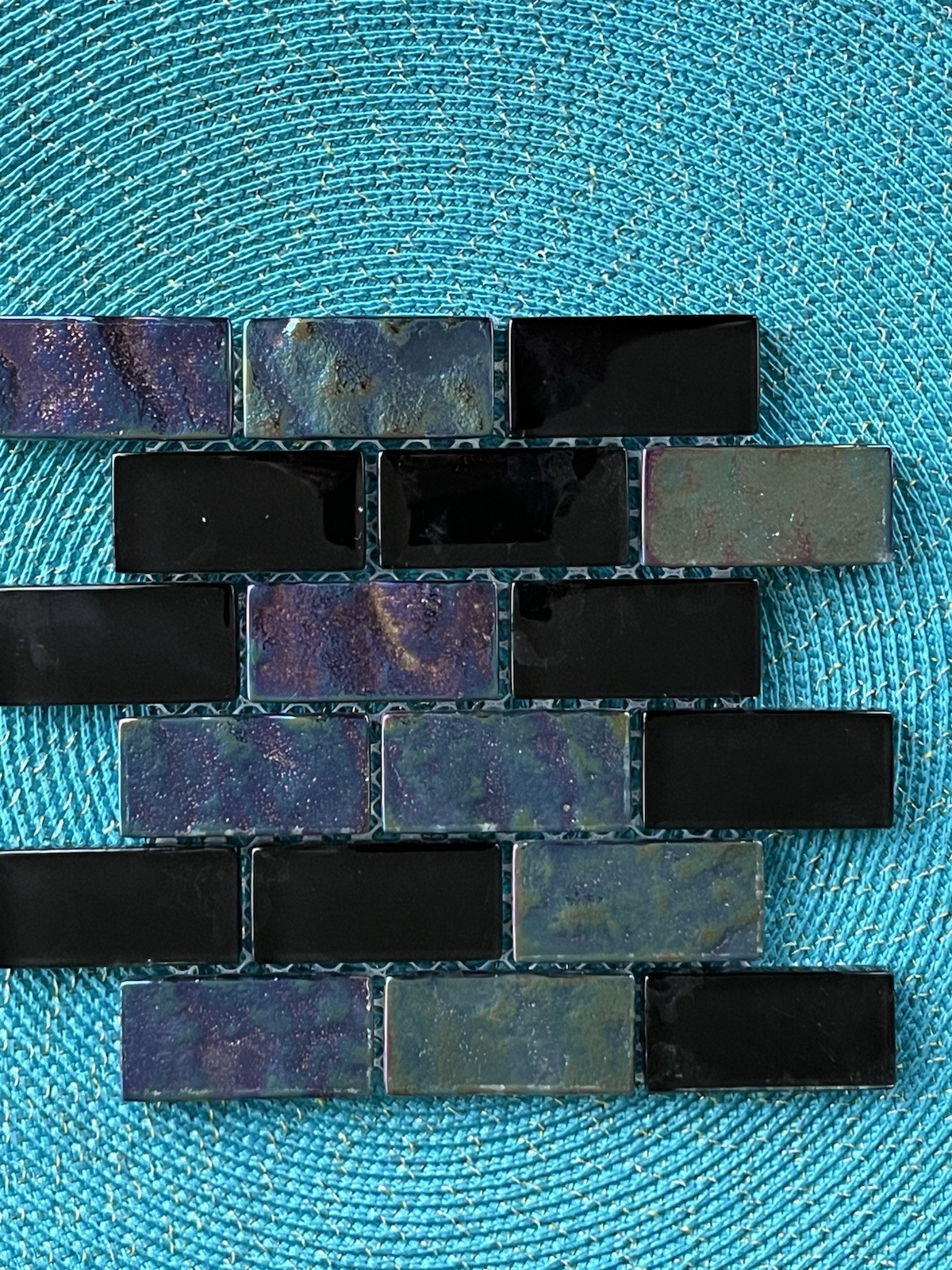 Glass Mosaic Rectangular Tiles Metallic and Black Mosaic Tiles