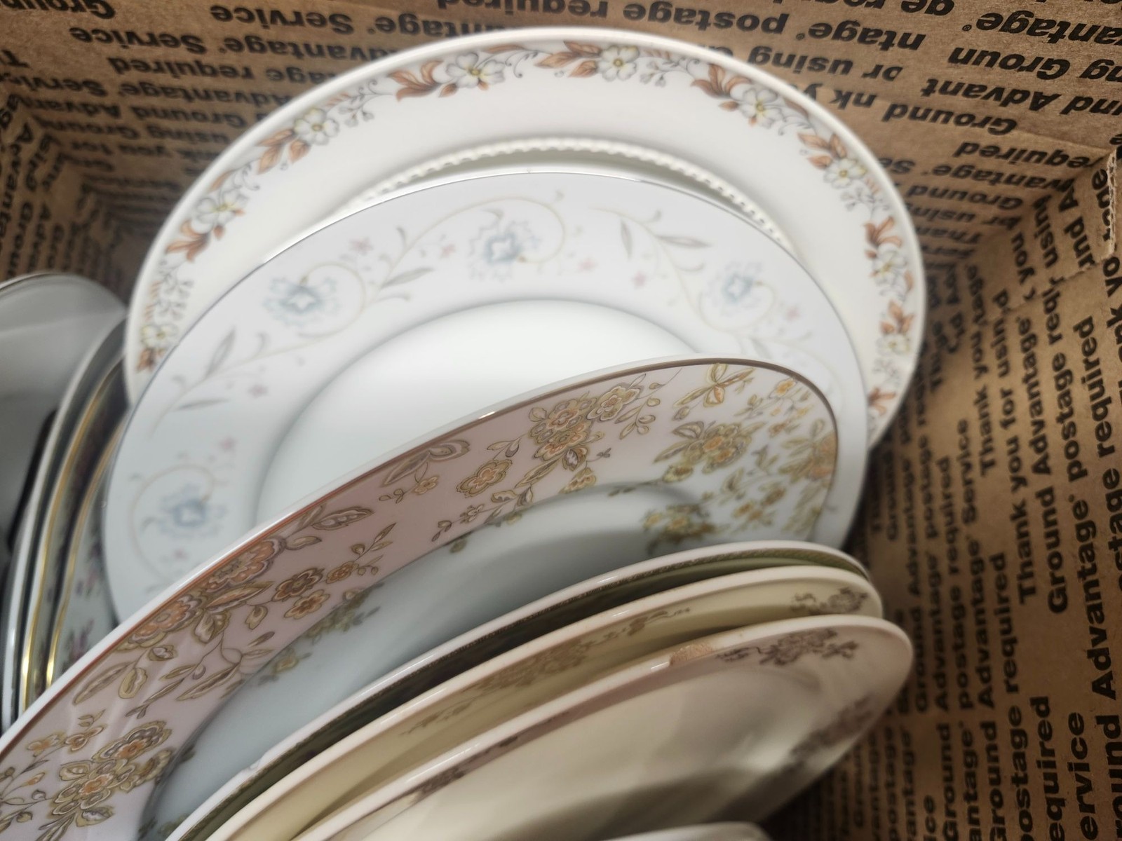 14+ lbs Broken & Chipped China Plates Porcelain Art Craft Mosaic Materials