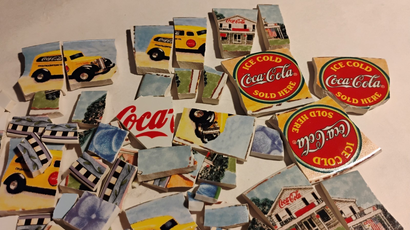 1 Lbs Coca-Cola Broken China Plate Lot #30 Mosaic Tiles