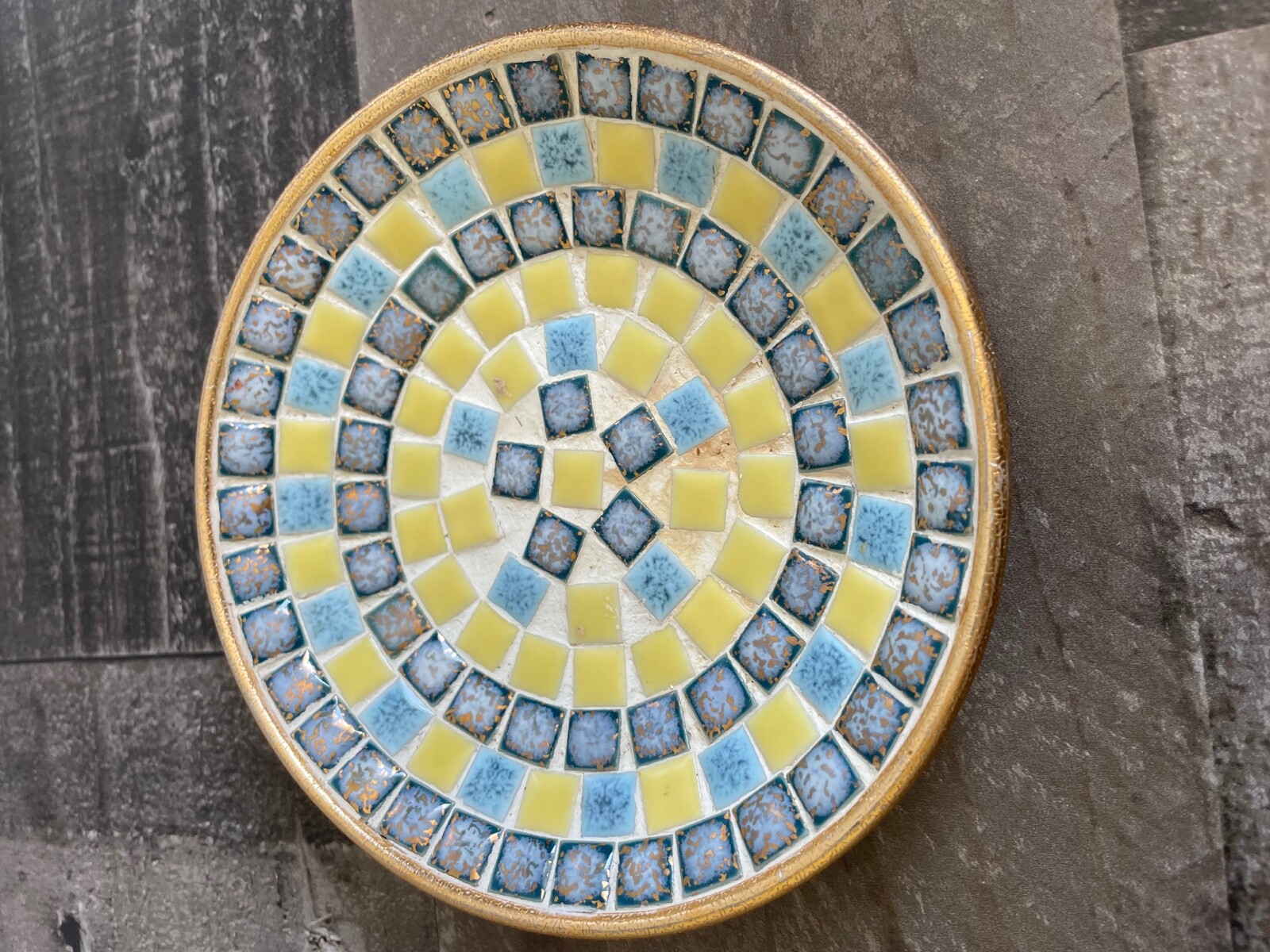5 3/4″ Vintage Round Mid Century Mosaic Tile Outdoor Ashtray Gold Aluminum