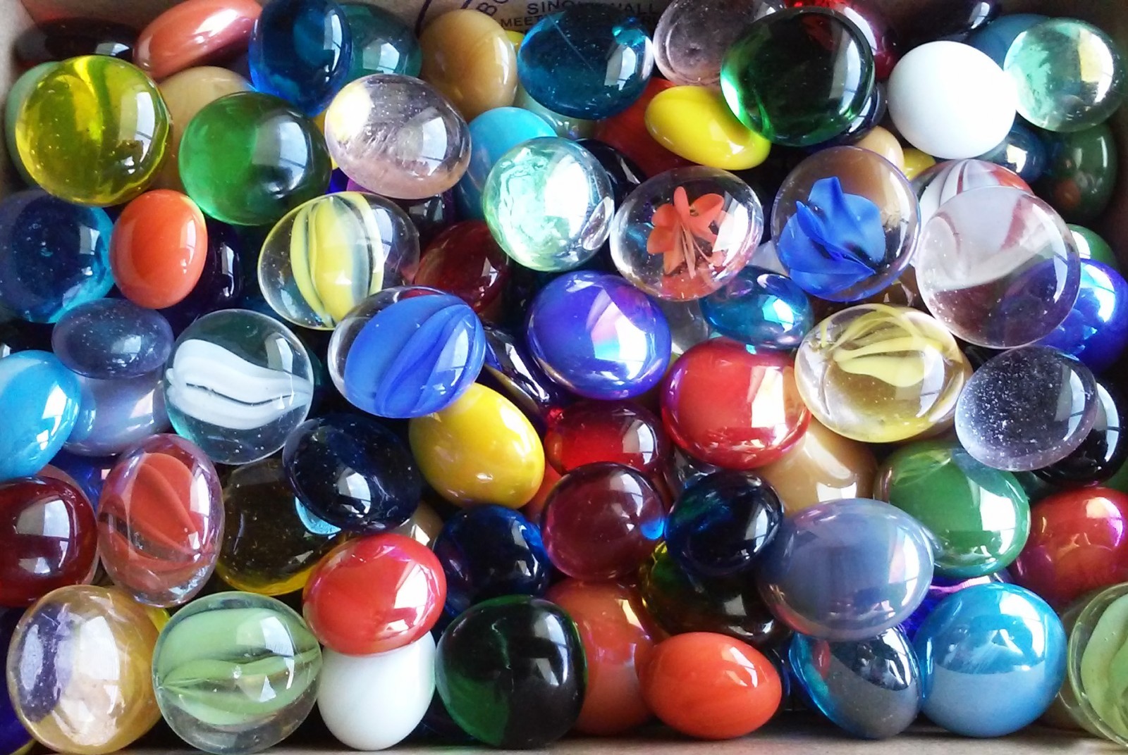 Miracolors – 100 pcs Mixed Colors Glass Gems – Vase Fillers